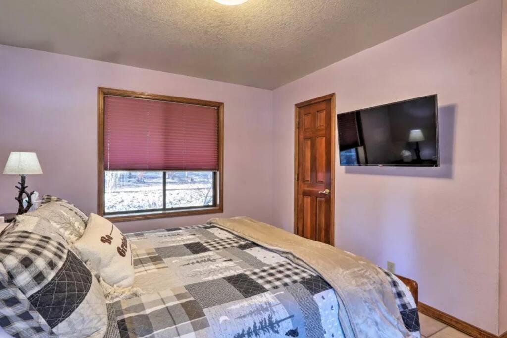Kathys Cabin, King Bed, Hot Tub, Near-Nau & Downtown Attractions, Perfect Year-Round Mountain Getaway Flagstaff Extérieur photo