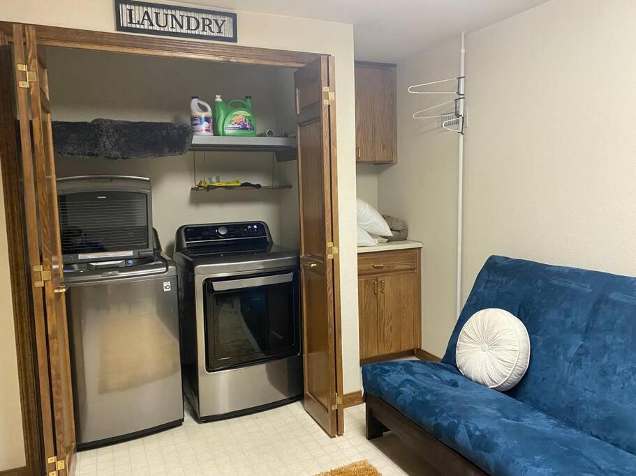 Kathys Cabin, King Bed, Hot Tub, Near-Nau & Downtown Attractions, Perfect Year-Round Mountain Getaway Flagstaff Extérieur photo