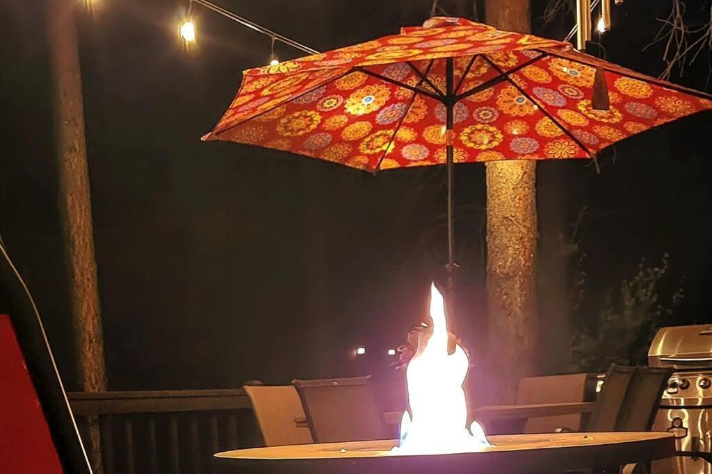 Kathys Cabin, King Bed, Hot Tub, Near-Nau & Downtown Attractions, Perfect Year-Round Mountain Getaway Flagstaff Extérieur photo