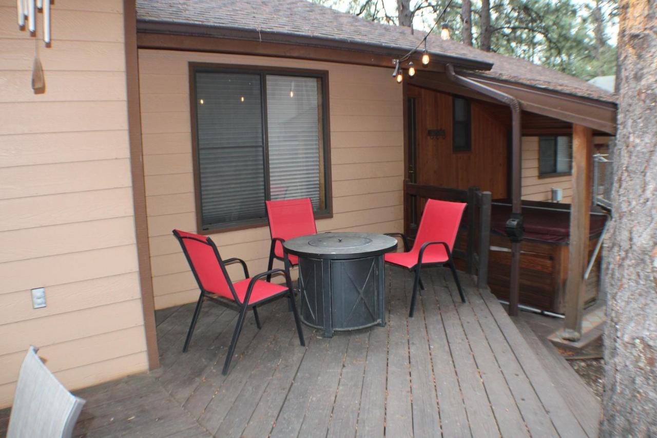 Kathys Cabin, King Bed, Hot Tub, Near-Nau & Downtown Attractions, Perfect Year-Round Mountain Getaway Flagstaff Extérieur photo