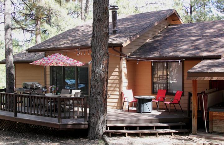 Kathys Cabin, King Bed, Hot Tub, Near-Nau & Downtown Attractions, Perfect Year-Round Mountain Getaway Flagstaff Extérieur photo